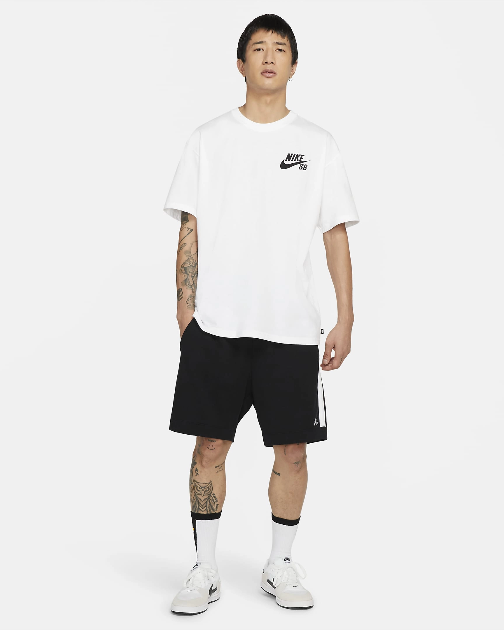 Nike SB Logo Skate T-Shirt: Rå cool tee til dine tricks, det ultimative street wear!